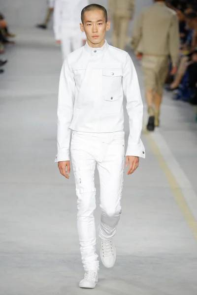 Look 21